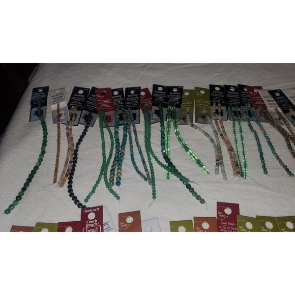 A Jewelry Makers' Dream Bead Bundle - Picture 2 of 11